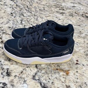 Jordan Sz10.5 Flight Court Women's Sneakers Navy Blue White Cream